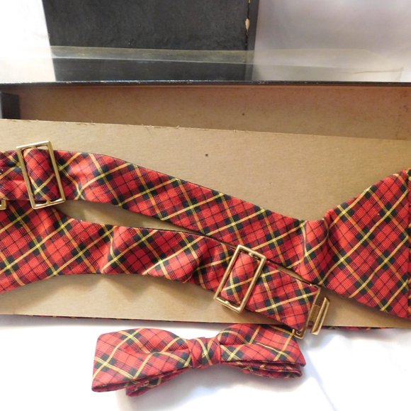 Vintage Wickbury Ltd. Plaid Cummerbund and Bow Tie Set - Picture 9 of 10